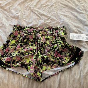 Lululemon hotty hot shorts